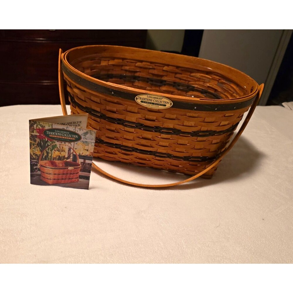1995 Longaberger Traditions Collection Basket w/ Swinging Handle & Plastic Liner